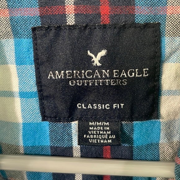 Mens American Eagle classic fit button down - Picture 3 of 5